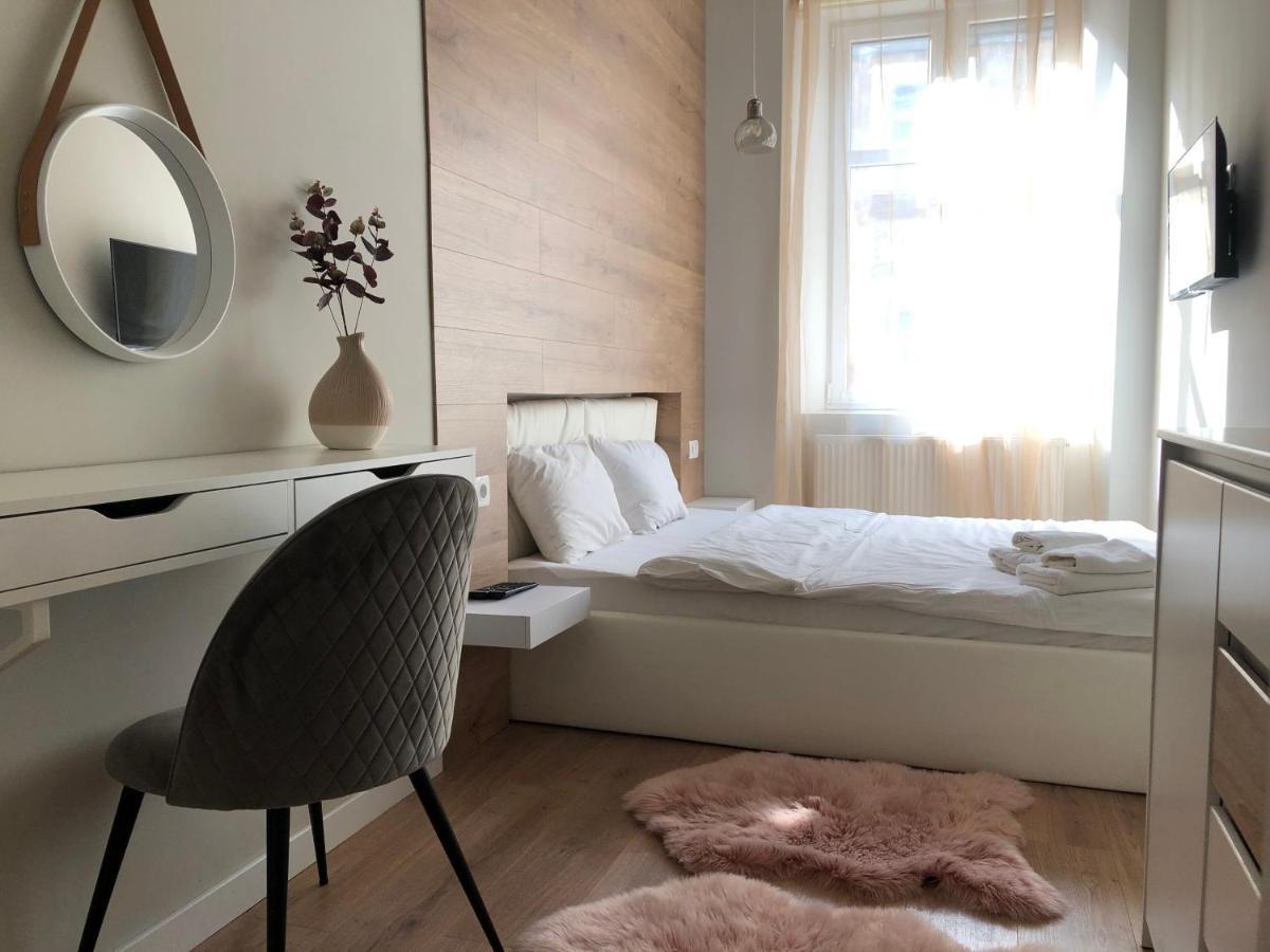 Вул Вірменська 14 Апартаменти Lviv Ngoại thất bức ảnh